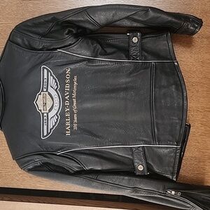 Harley Davidson 100 Years Of Great Motorcycles Leather Jacket Size Xs